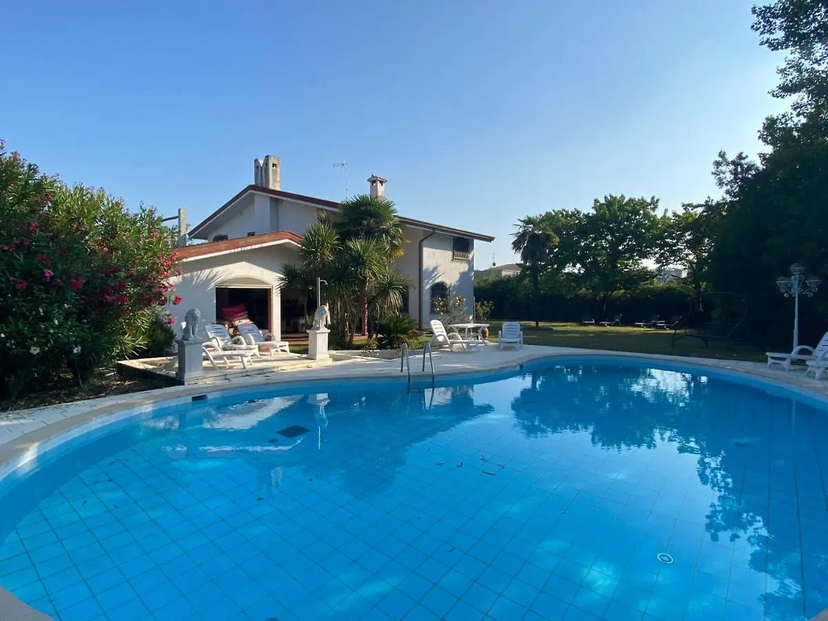Holiday home Villa Mischa Bevazzana